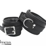 Avalon - ALCHEMY - Polstrede Fotcuffs - Sort 