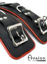 Avalon - ALCHEMY - Polstrede Fotcuffs - Sort og Rødt