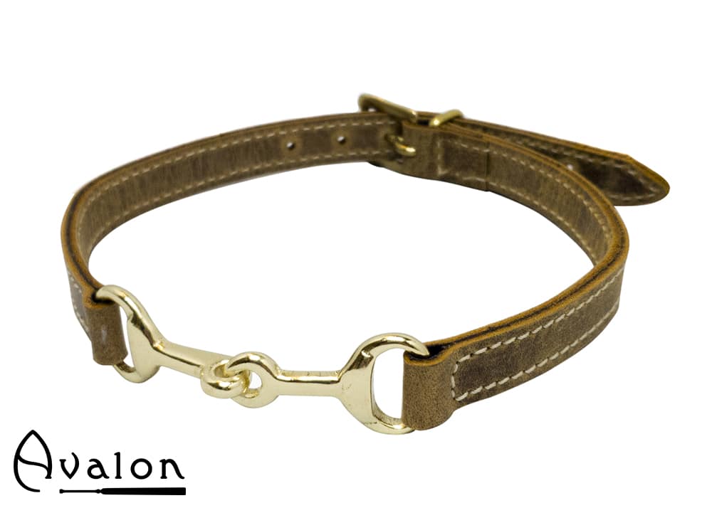 Avalon - Viking - Bit - Brunt Collar med gullfarget bitt Avalon - Viking - Bit - Brunt Collar med gullfarget bitt