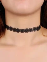 Gnist - Choker med blomsterdetaljer- 01 - Sort - Bilde 3