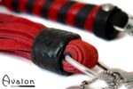 Avalon - CLARENT - Swivel Flogger - Rød og Svart