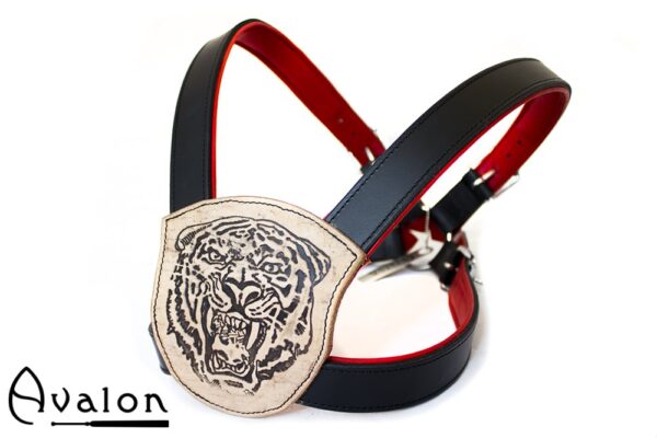 Avalon - ANIMAL - Harness med Tigertrykk - Svart og Rød