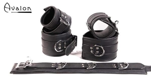 Avalon - DENY - Collar og Cuffs, 5 deler, Svart