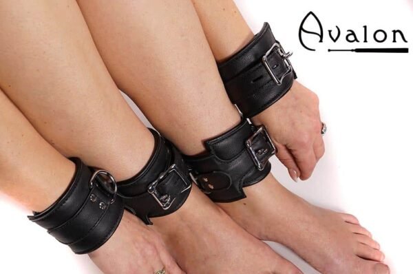 Avalon - DENY - Collar og Cuffs, 5 deler, Svart
