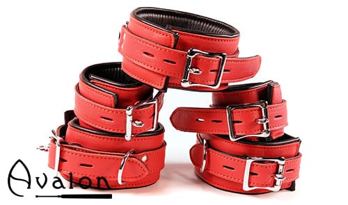 Avalon - DENY - Collar og Cuffs, 5 deler, Rødt